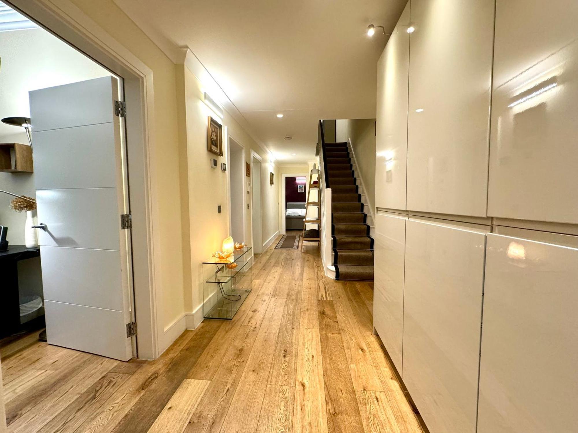 2 Bedroom In South Kensington By Wild Appartamento Londra