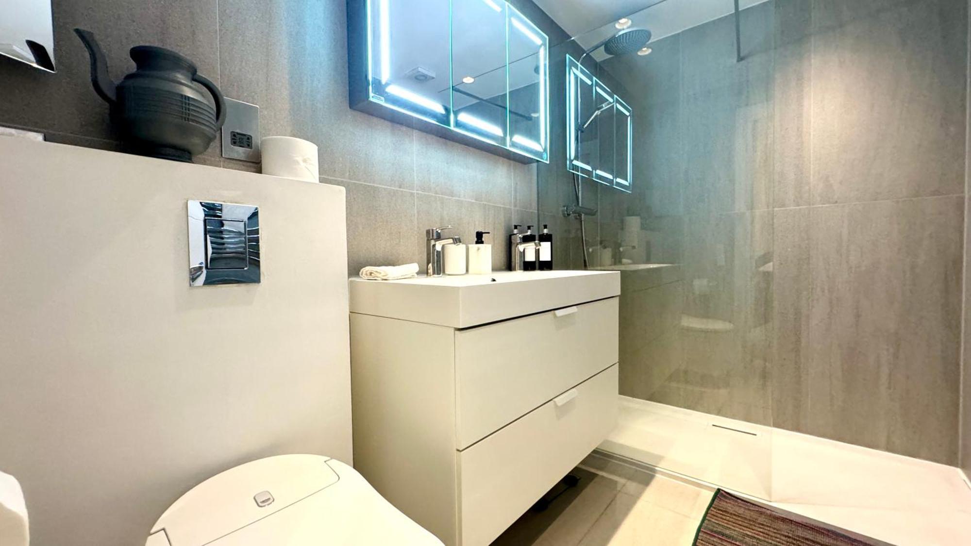 2 Bedroom In South Kensington By Wild Appartamento